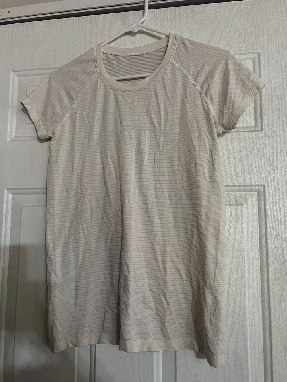 Lulu lemon Light Cream Short Sleeve Active Tee